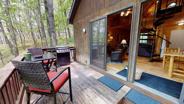 Greenbrier Cabin in Hocking Hills
