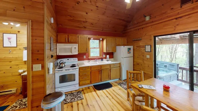 Greenbrier Cabin in Hocking Hills